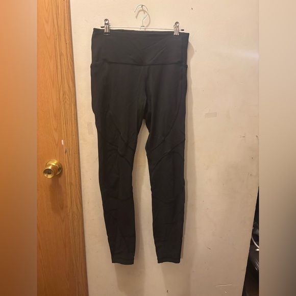 Lululemon leggings size 6 - Picture 2 of 11